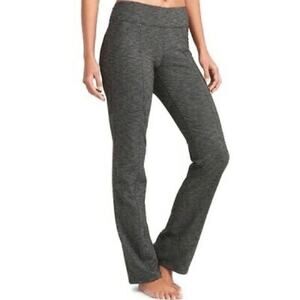 Athleta Revelation Flare Legging Low Rise Yoga Pant Heather Gray Sz 2 Athleisure